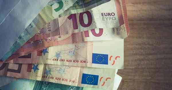 大数据包含设备数据的行业文章