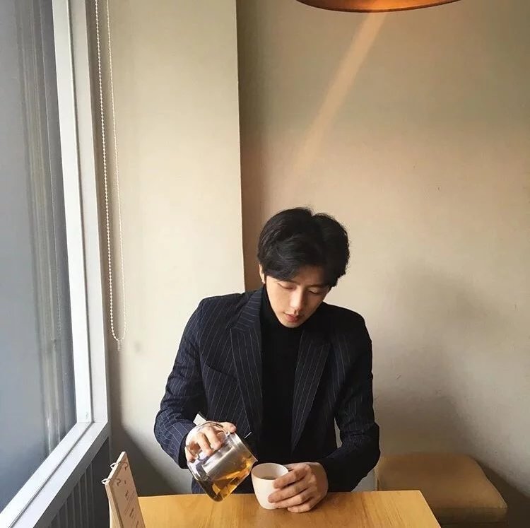 任学寒海