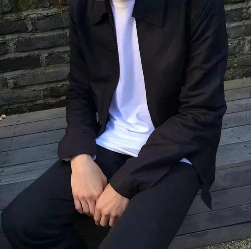 宇文妹彪静