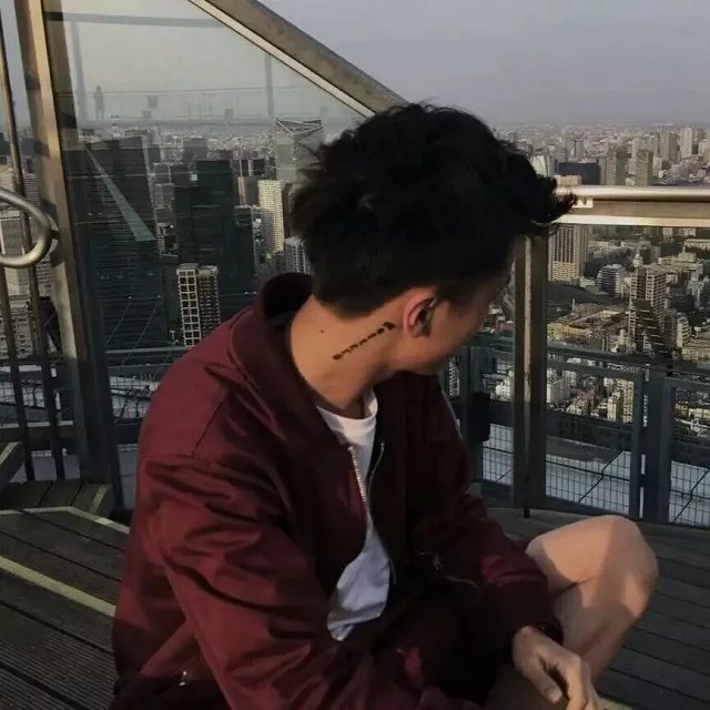 管娇钧飞